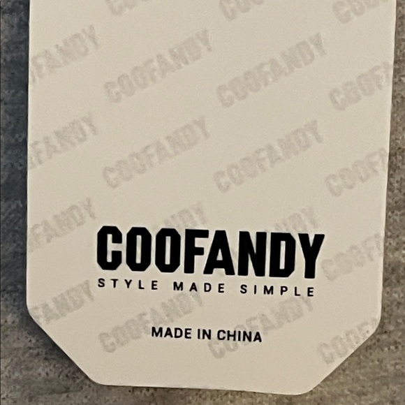 NWT Heather Gray Crewneck Sweatshirt - Picture 4 of 8